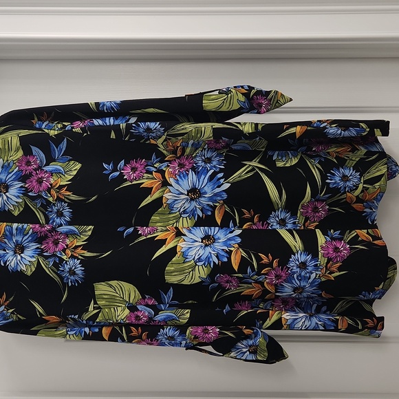 Floral Unstructured Jacket - Picture 5 of 5